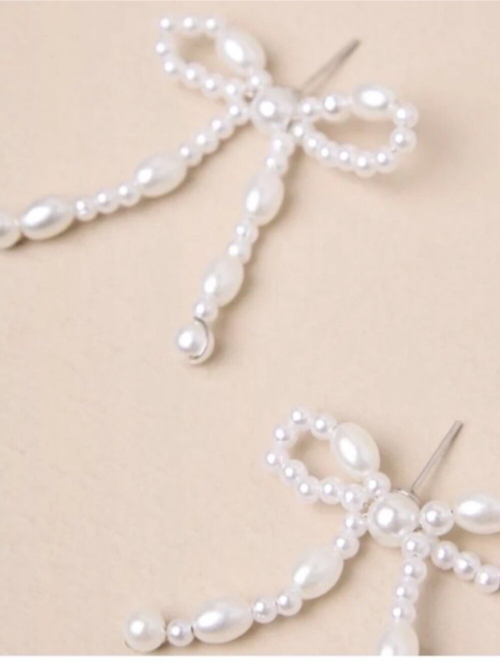 New! Classic White Pearl Bead Bow Post Earrings (1068) NWOT
